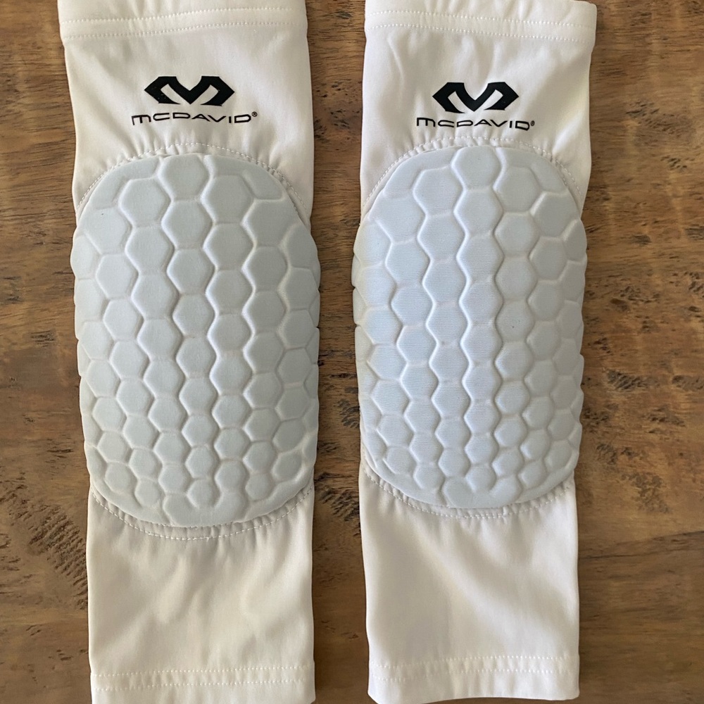 McDavid Kids White Padded Arm/Elbow Sleeves